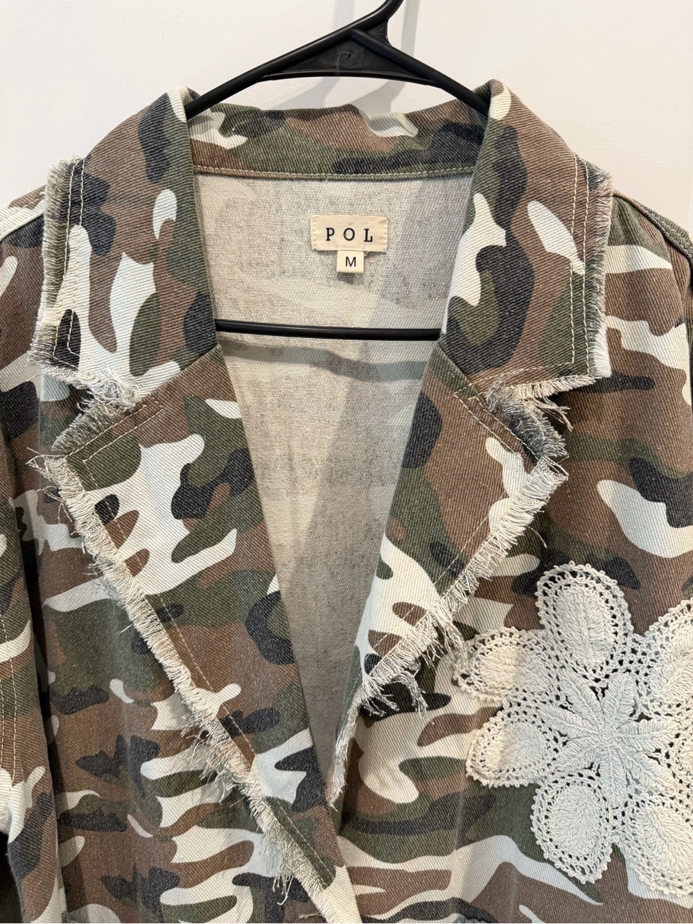 POL Clover Camo Jacket Size Medium Oversized Boho Distressed - Picture 5 of 16